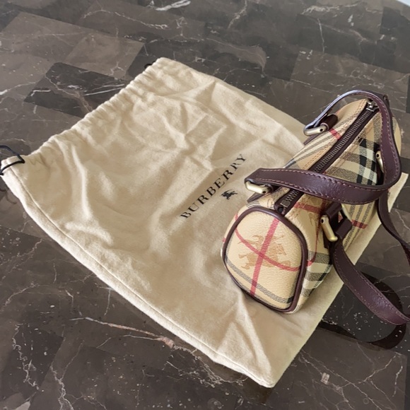 Burberry Mini Haymarket Check Boston - Picture 15 of 16